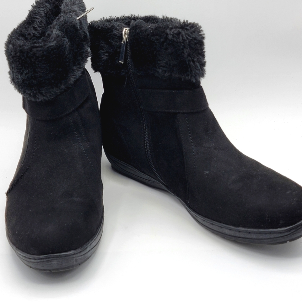 Cloudwalkers by Avenue Size 11W Black Boots with‎ Rounded Toe. #1328